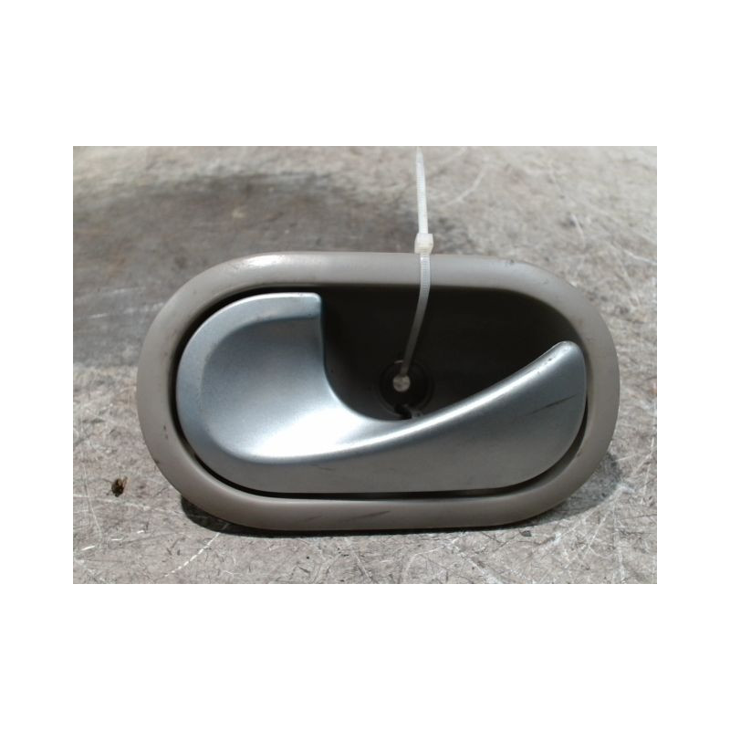 POIGNEE INTERIEURE PORTE AVANT GAUCHE RENAULT TWINGO 2 2010-