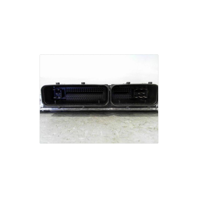 CALCULATEUR MOTEUR VOLKSWAGEN GOLF V 2003-2009