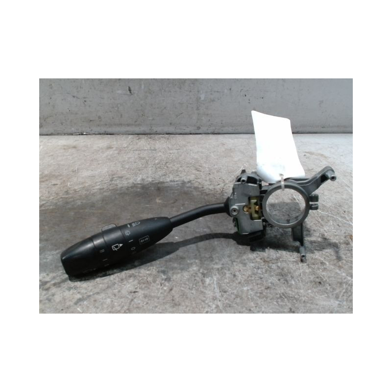 COMMANDE CLIGNOTANT MERCEDES CLASSE C BREAK 2004-