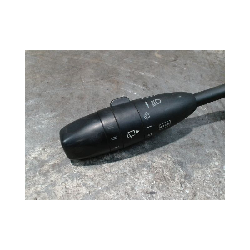 COMMANDE CLIGNOTANT MERCEDES CLASSE C BREAK 2004-