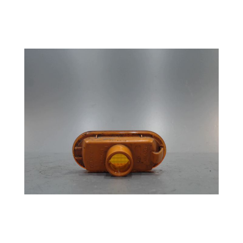 REPETITEUR AILE DROIT FORD FIESTA