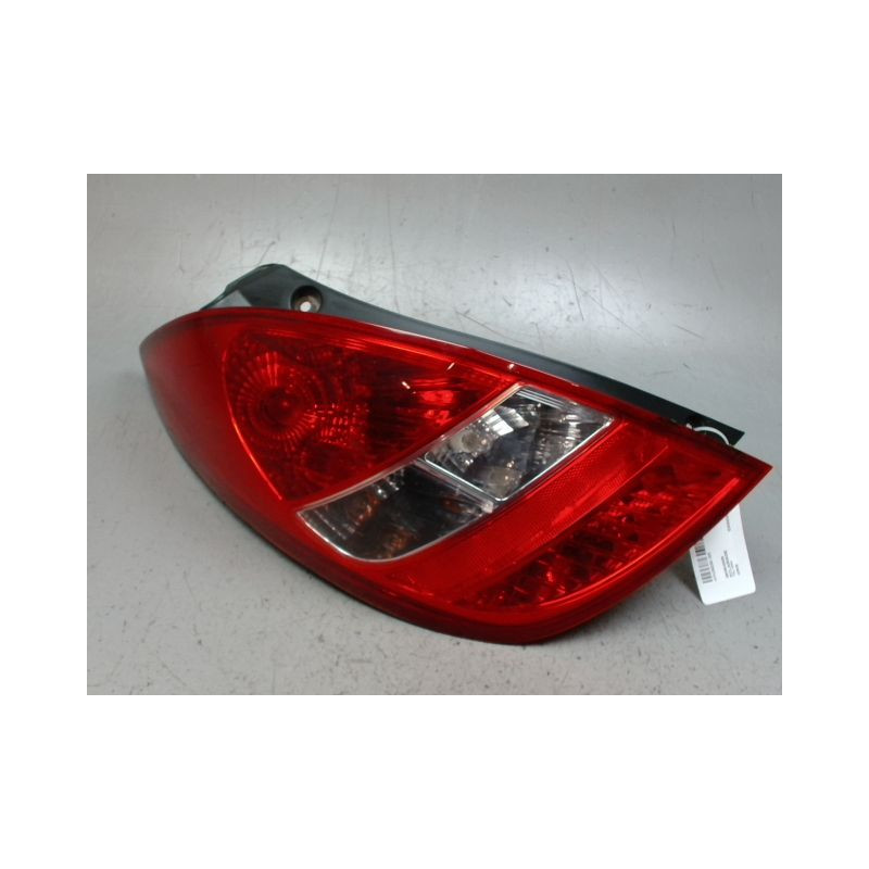 FEU ARRIERE GAUCHE  HYUNDAI I20