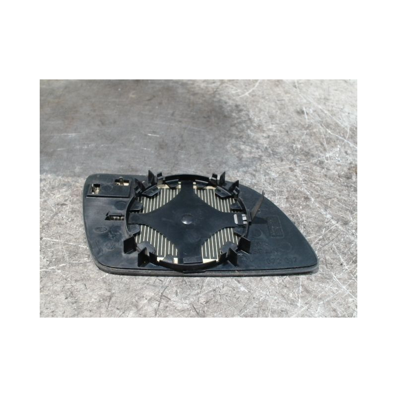 GLACE RETROVISEUR EXT G VOLKSWAGEN POLO 02-05