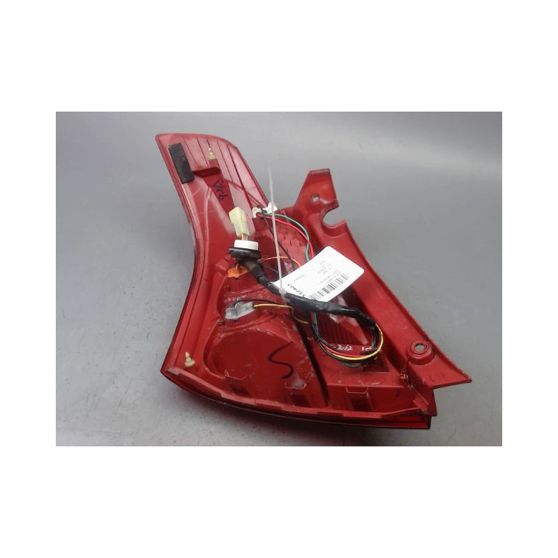 FEU ARRIERE DROIT SUZUKI SWIFT III 2005-2011