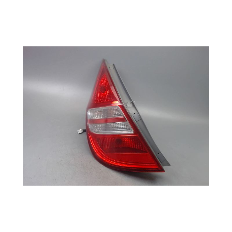 FEU ARRIERE GAUCHE  HYUNDAI I 30 I Phase 1 2007-2010