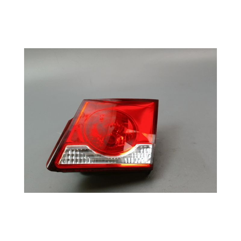 FEU ARRIERE INTERIEUR DROIT CHEVROLET CRUZE BERL. 2009-...