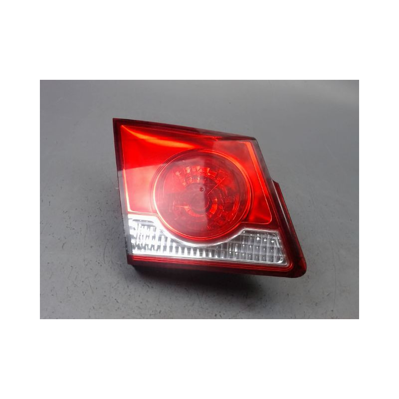 FEU ARRIERE INTERIEUR GAUCHE CHEVROLET CRUZE BERL. 2009-...