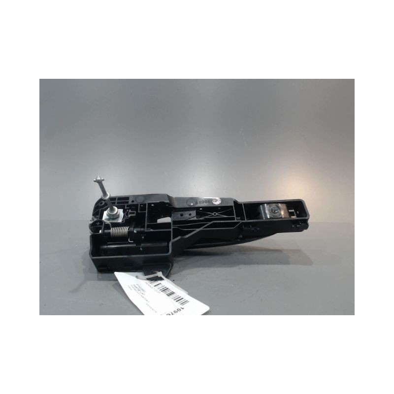 POIGNEE EXTERIEURE PORTE AVANT GAUCHE RENAULT CLIO