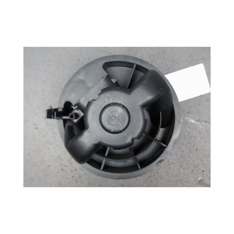 MOTEUR VENTILATEUR CHAUFFAGE CITROEN C1
