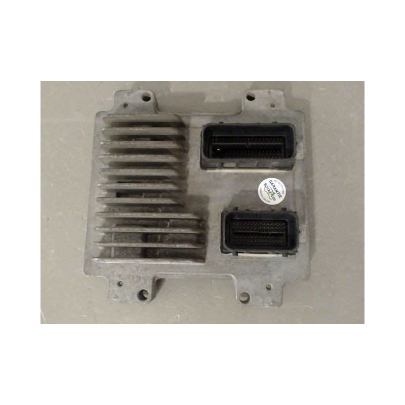 CALCULATEUR MOTEUR OPEL CORSA 2010-