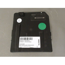 BOITE A FUSIBLES RENAULT SCENIC II PH2 2006-