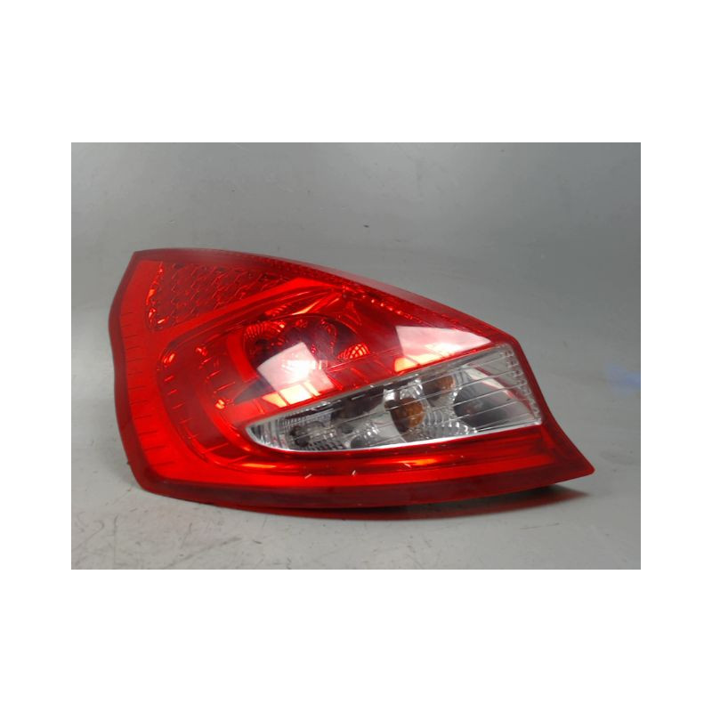 FEU ARRIERE GAUCHE  FORD FIESTA