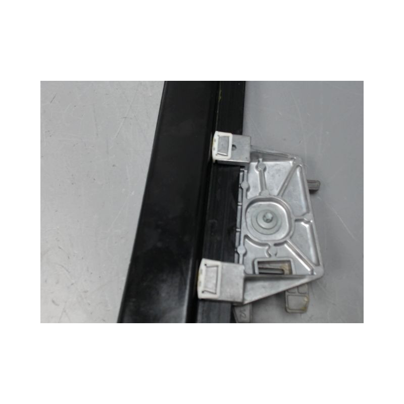 MECANISME+MOTEUR LEVE-GLACE AVANT DROIT MERCEDES CLK