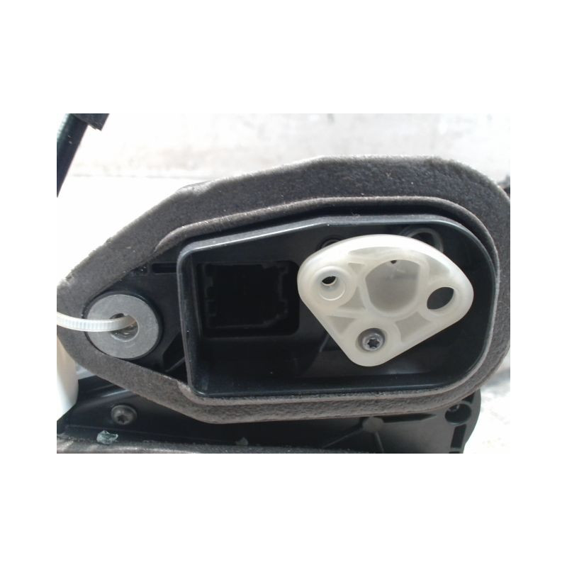 SYSTEME CONDAMNATION AVANT DROIT OPEL ASTRA BREAK 2004-