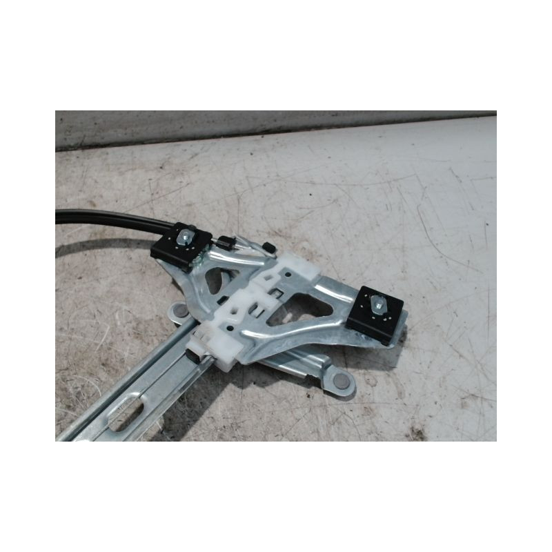 MECANISME+MOTEUR LEVE-GLACE AVANT GAUCHE TOYOTA AYGO 5P