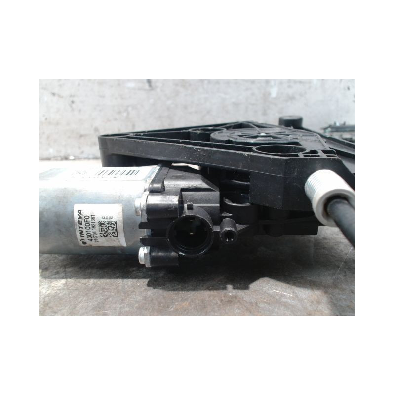 MECANISME+MOTEUR LEVE-GLACE AVANT GAUCHE TOYOTA AYGO 5P