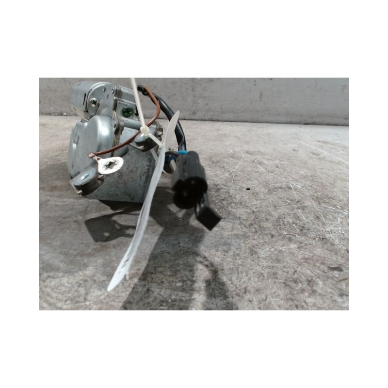 MOTEUR ESSUIE-GLACE ARRIERE OPEL CORSA 93-97