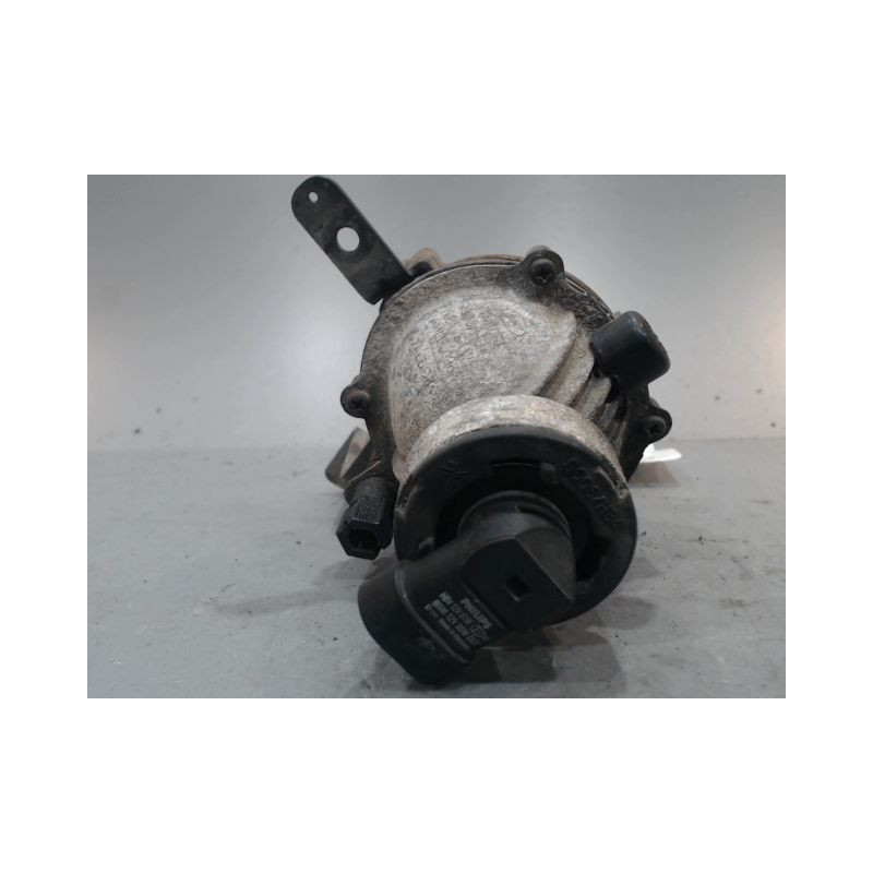 PHARE ANTIBROUILLARD AVANT GAUCHE HYUNDAI TRAJET