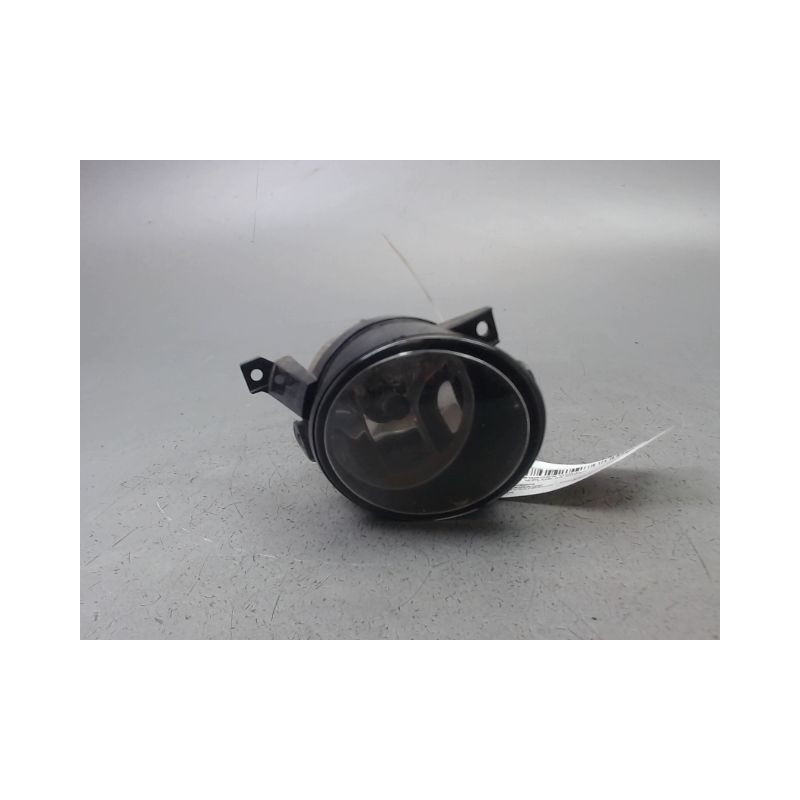 PHARE ANTIBROUILLARD AVANT DROIT VOLKSWAGEN GOLF V PLUS 2005-