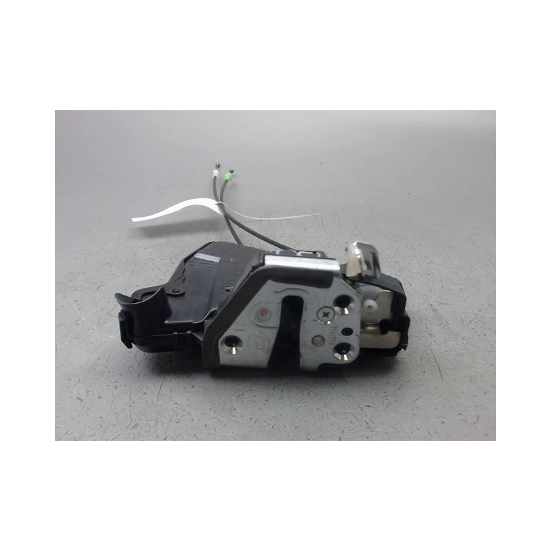 SYSTEME CONDAMNATION AVANT DROIT TOYOTA AURIS 2010-