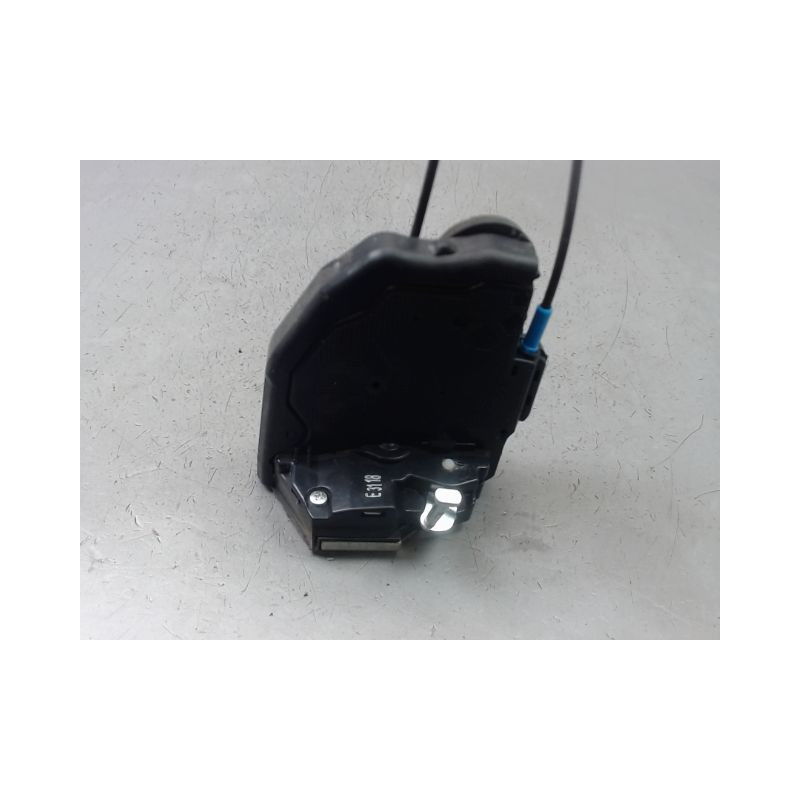 SYSTEME CONDAMNATION ARRIERE DROIT TOYOTA AURIS 2010-