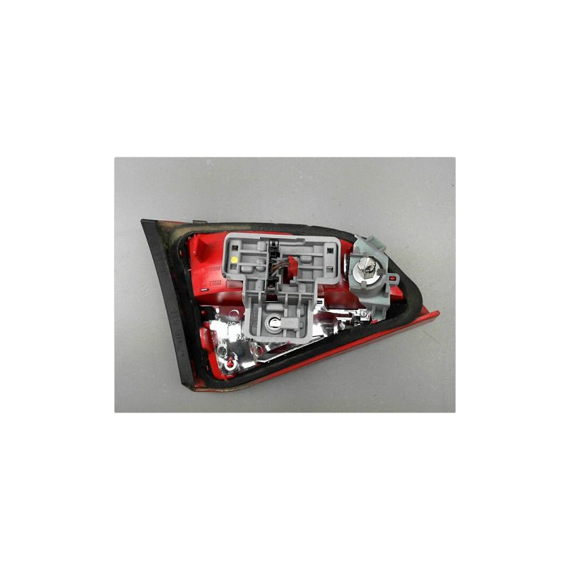 FEU ARRIERE INTERIEUR DROIT AUDI A4 AVANT 2008-2011