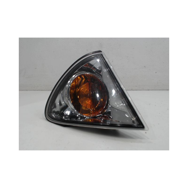 CLIGNOTANT DROIT TOYOTA AVENSIS