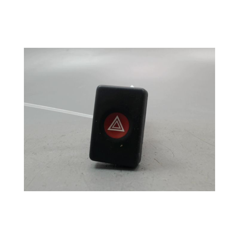 BOUTON DE WARNING DACIA LOGAN BERL. I Phase 1 2005-2008