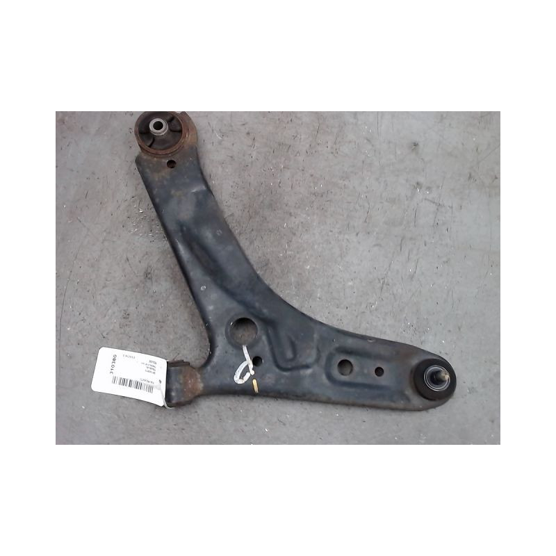 TRIANGLE INFERIEUR AVANT GAUCHE KIA PICANTO