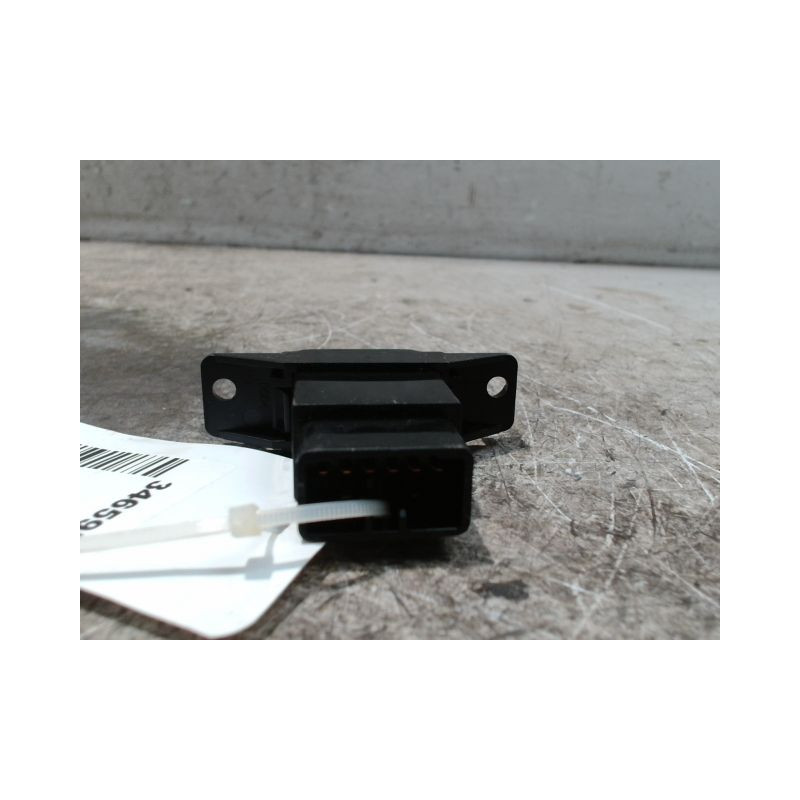 BOUTON DE WARNING HYUNDAI I10