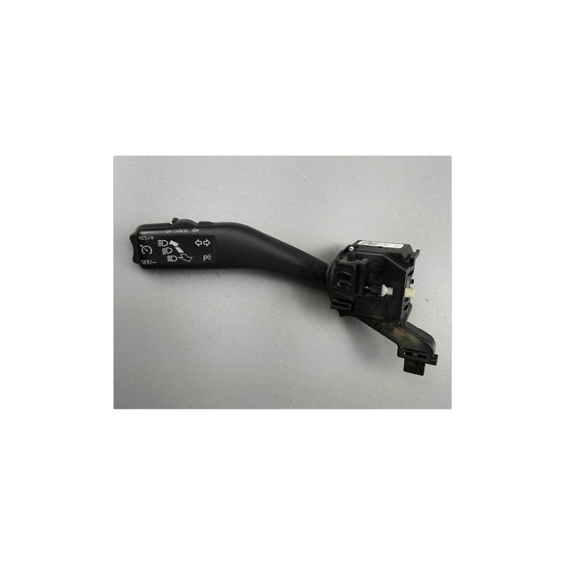 COMMANDE CLIGNOTANT VOLKSWAGEN TOURAN PH2 06-10