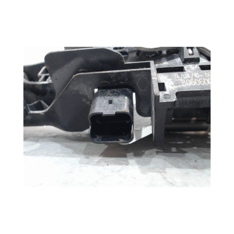 POIGNEE EXTERIEURE PORTE ARRIERE DROIT RENAULT MEGANE
