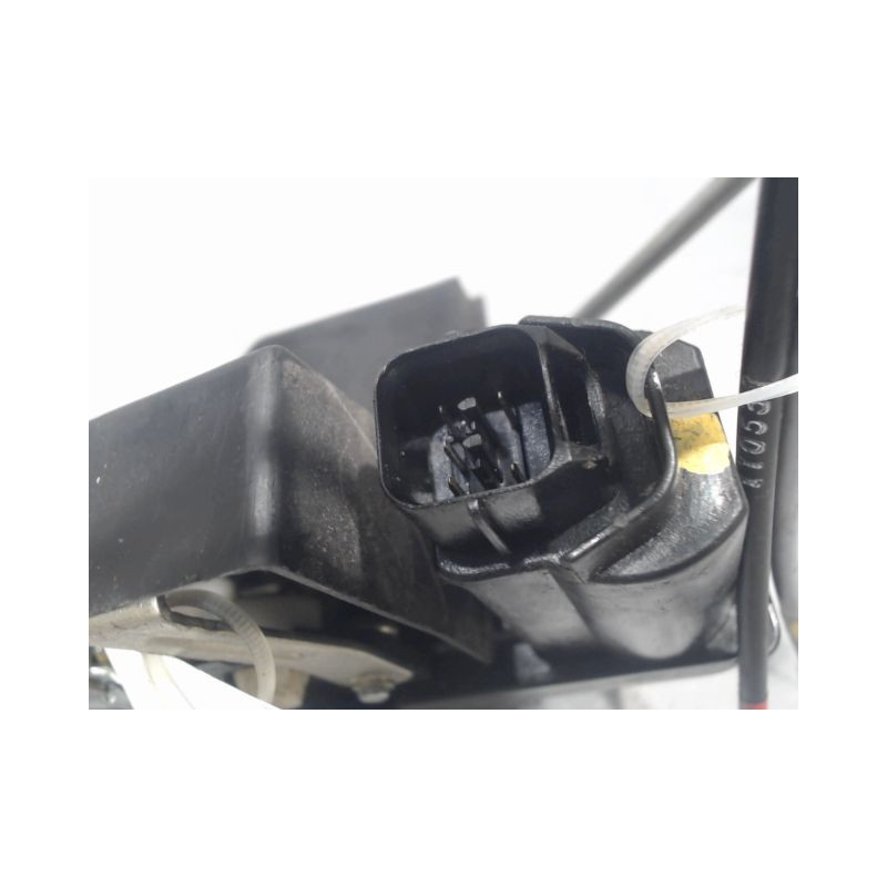 SYSTEME CONDAMNATION AVANT DROIT HYUNDAI I10