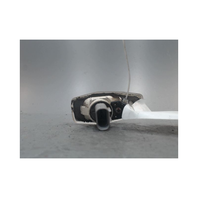 REPETITEUR AILE GAUCHE HYUNDAI TRAJET