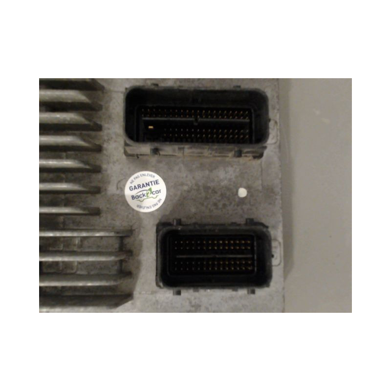 CALCULATEUR MOTEUR OPEL CORSA (E) 2014-