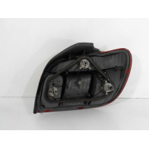 FEU ARRIERE GAUCHE  TOYOTA YARIS -2003