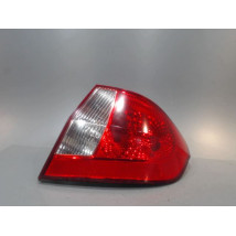 FEU ARRIERE DROIT HYUNDAI GETZ