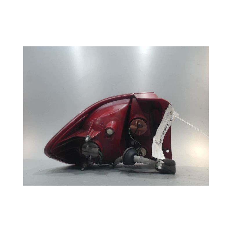 FEU ARRIERE DROIT HYUNDAI GETZ