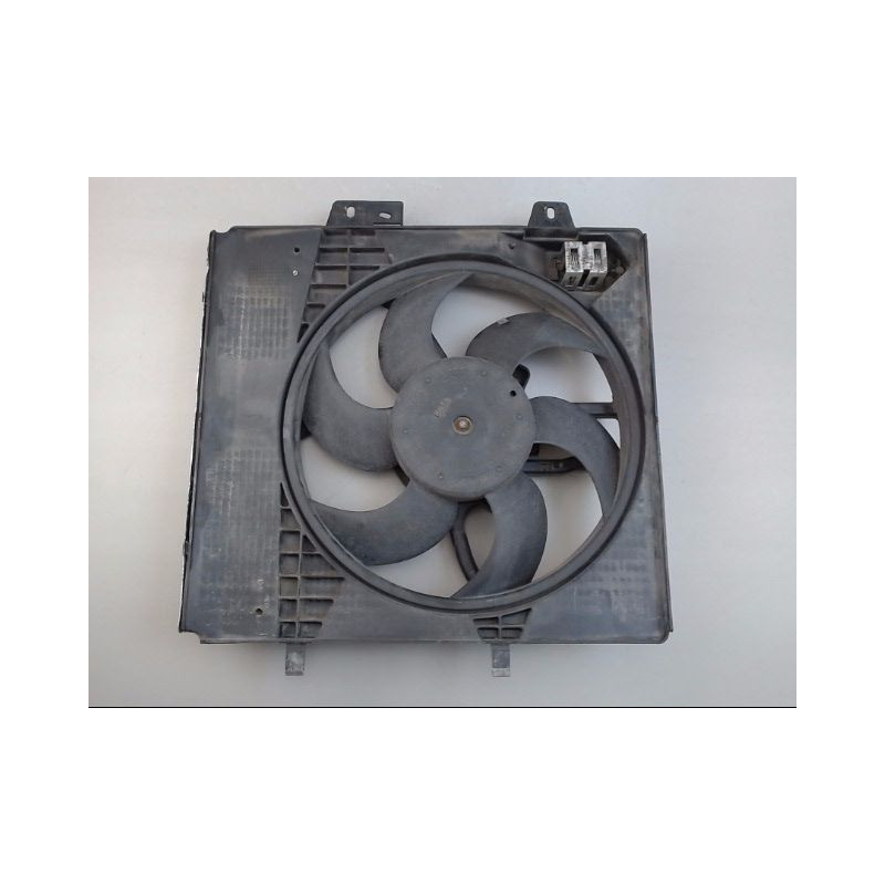 MOTEUR VENTILATEUR RADIATEUR PEUGEOT 207 06-13