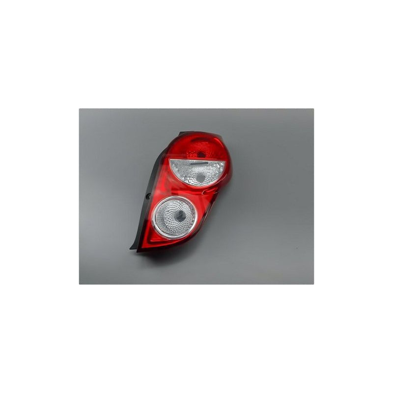 FEU ARRIERE DROIT CHEVROLET SPARK