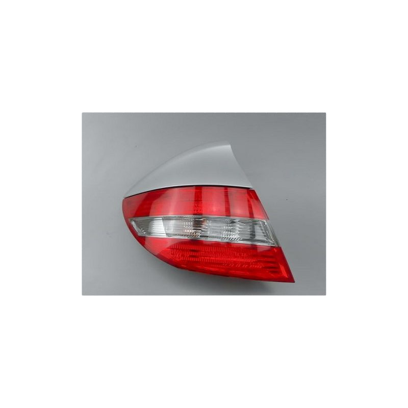 FEU ARRIERE GAUCHE  MERCEDES CLASSE C