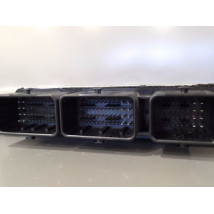 CALCULATEUR MOTEUR RENAULT CLIO