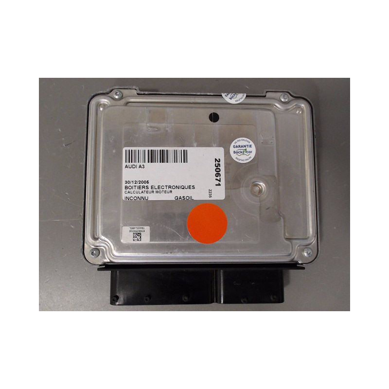 CALCULATEUR MOTEUR AUDI A3