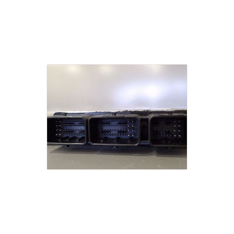 CALCULATEUR MOTEUR RENAULT MEGANE