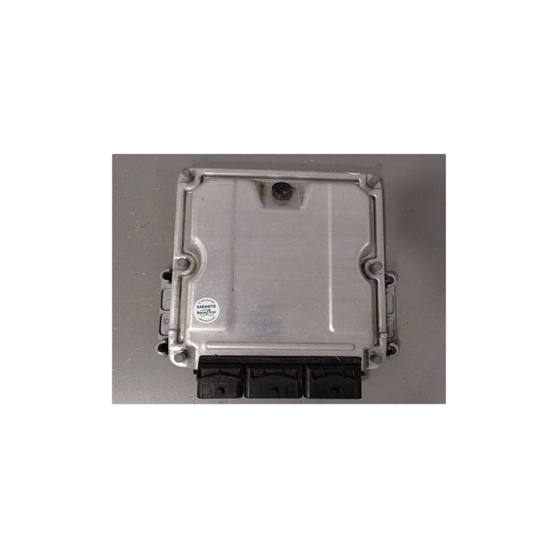 CALCULATEUR MOTEUR RENAULT TRAFIC