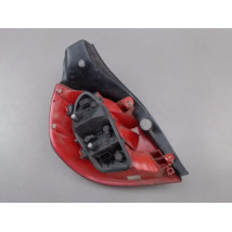 FEU ARRIERE DROIT RENAULT CLIO