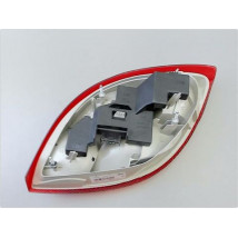 FEU ARRIERE GAUCHE  FORD KA