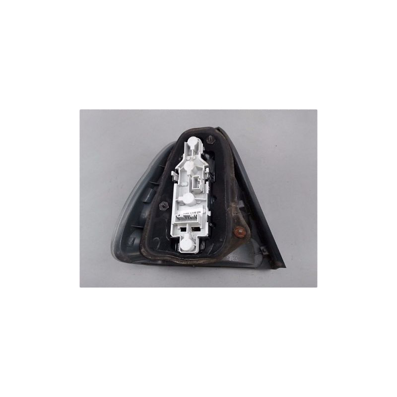 FEU ARRIERE DROIT B.M.W. SERIE 3