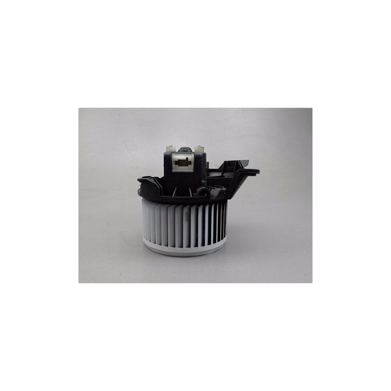 MOTEUR VENTILATEUR CHAUFFAGE OPEL CORSA