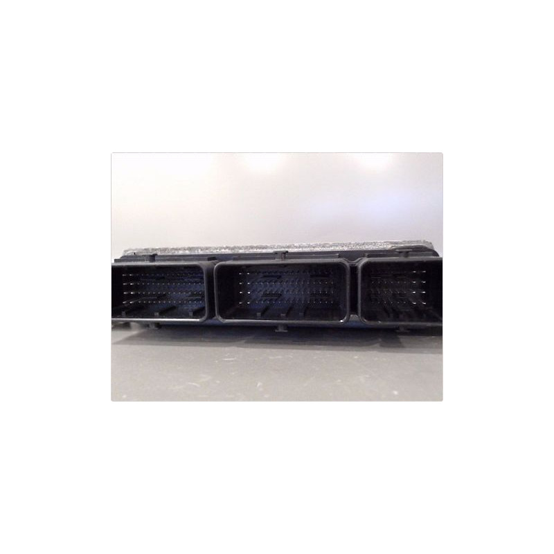 CALCULATEUR MOTEUR RENAULT MEGANE